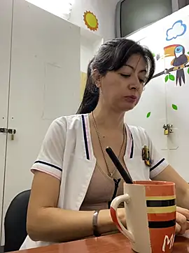 Chat +18 de aphrodite_sexy ao vivo