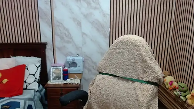 Онлайн чат XXX Sonialorens_