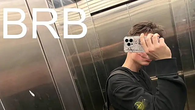 Živý XXX chat CipherMoth