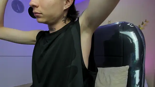 Nascary_Foxn Live XXX chat