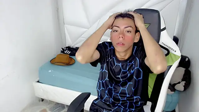 Liarr_n Live XXX chat