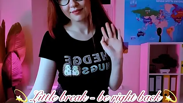 CarolGiggly Adlı Modelin Canlı XXX Sohbeti