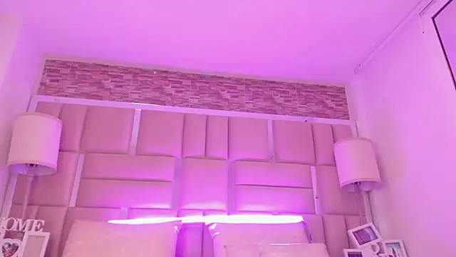 ShaniaBrownn Webcam-Show