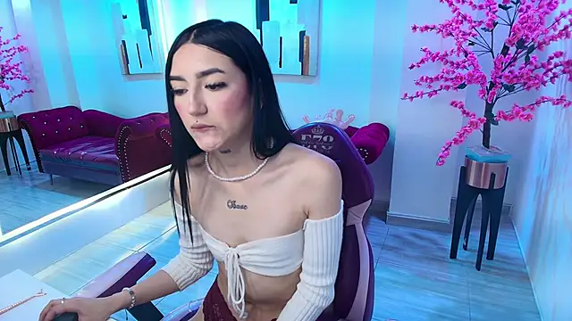 XXX chat uživo modela Emily_andrews