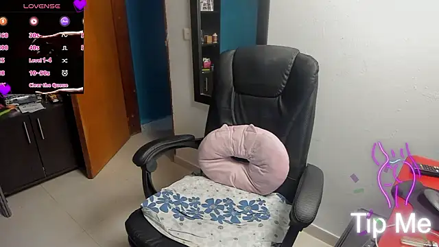 Chat +18 de peanut_tangerine ao vivo