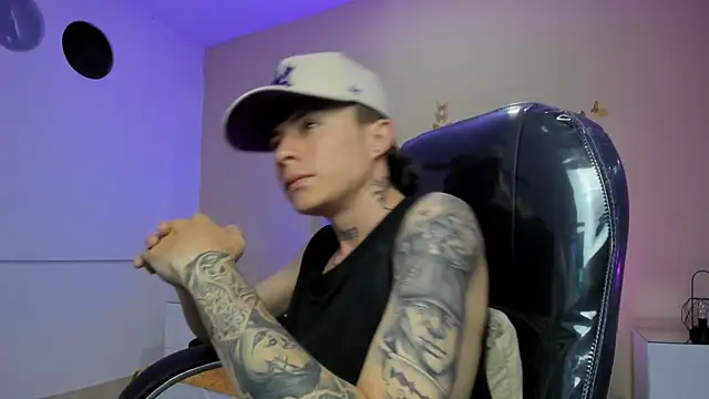 Онлайн чат XXX Nascary_Fox