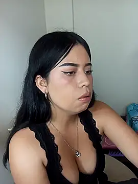 Emily_Cat18 Obrolan Langsung XXX