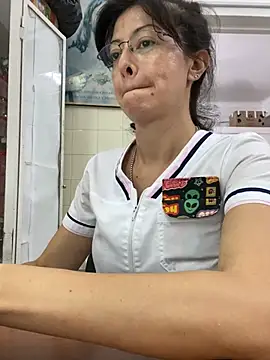 دردشة aphrodite_sexy الجنسية المباشرة