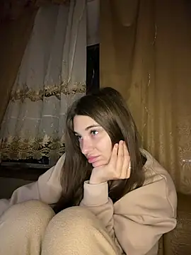 MrrKate Chat XXX in diretta