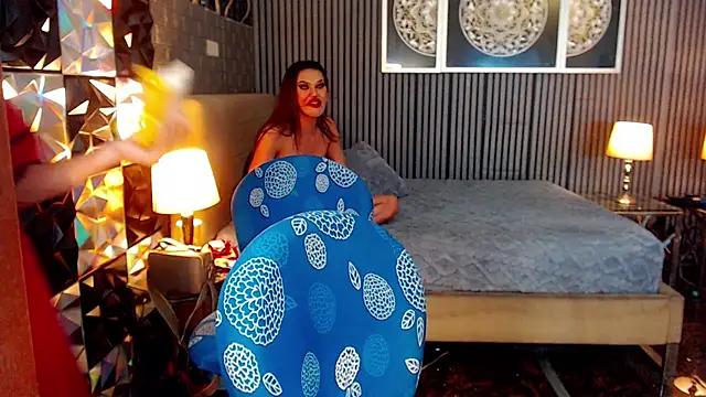 HorseCockDevina's Live XXX Chat