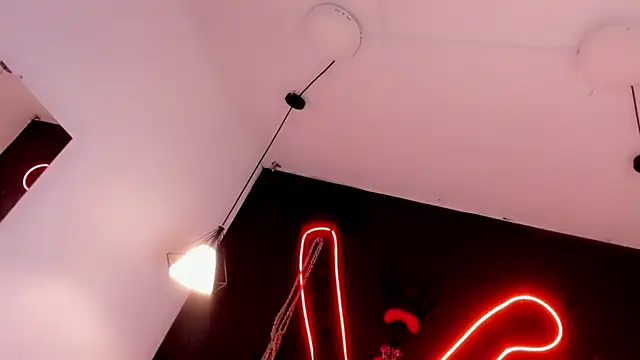 atenea_taylor_'s Live XXX Chat