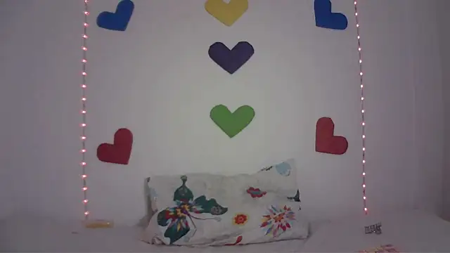 Chat +18 de Mia_Suarez7 ao vivo