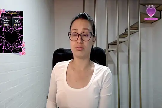 Jessie_Desire Chat XXX in diretta