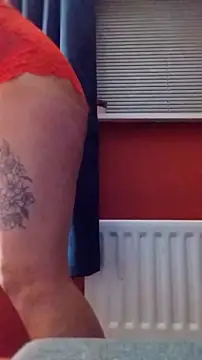 Sophrob96x élő XXX-chatje