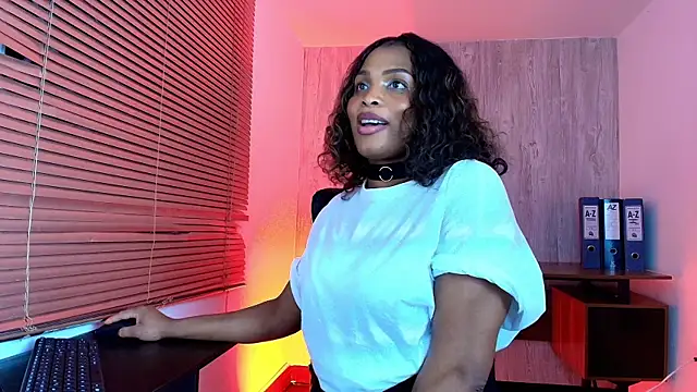 AuroraBrow Live XXX-Chat