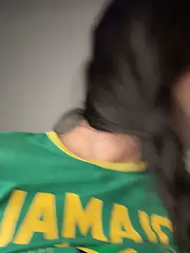 Chat +18 de dinexzsummer ao vivo