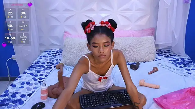 แชท XXX สดของ adisson_petite1