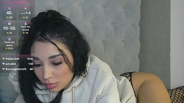 DemmiLove élő XXX-chatje