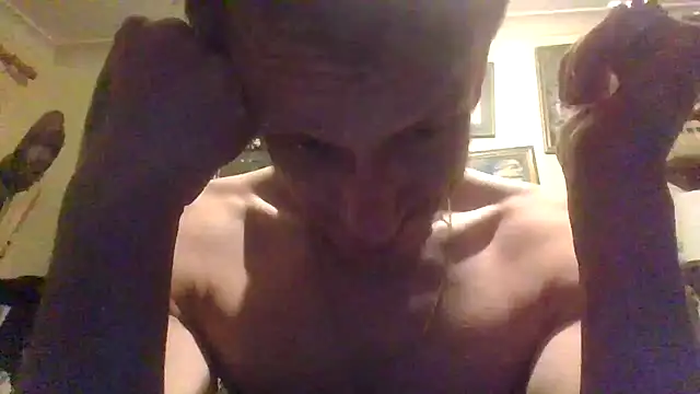 jigglethaypussi webkamerás műsora