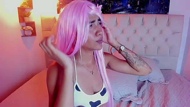 iris_blair1 élő XXX-chatje