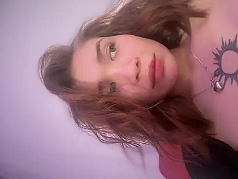 MilliDolln Live XXX chat