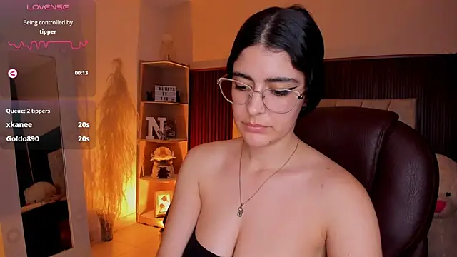 Chat +18 de _Niah_ ao vivo