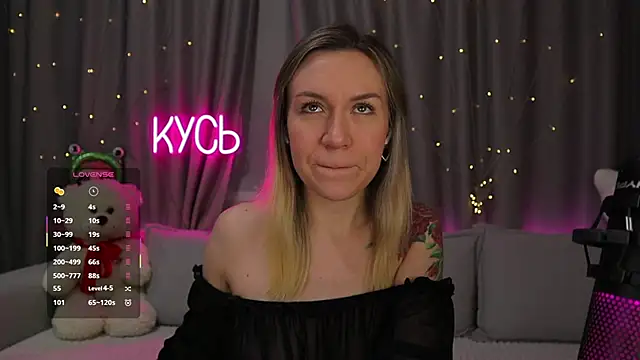 Chat +18 de _LadyMargo_ ao vivo