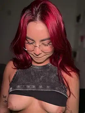 Zarahs_Blare1 élő XXX-chatje