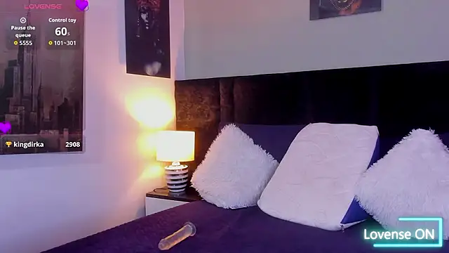 Taylor_Black_01 Webcam Show