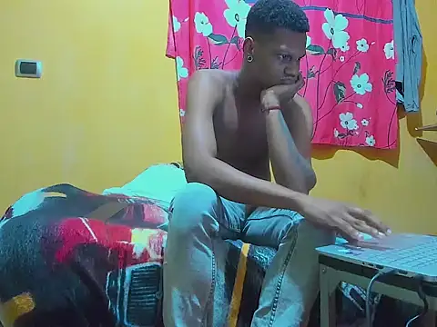 Chat XXX ao vivo de aunstin_farid1