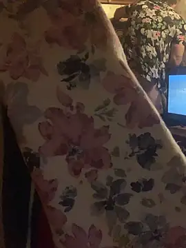 Ldnick69 élő XXX-chatje