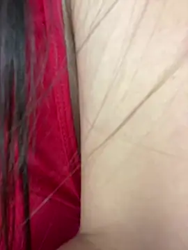 MiaJones21 Adlı Modelin Canlı XXX Sohbeti