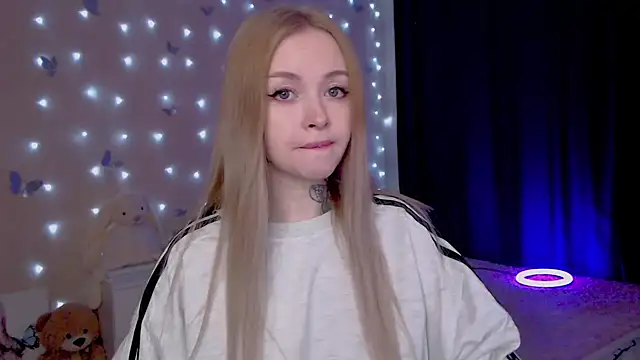 Chatroom XXX en direct de Naughty_Mable