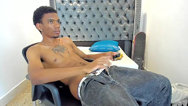 دردشة nero_reyd الجنسية المباشرة