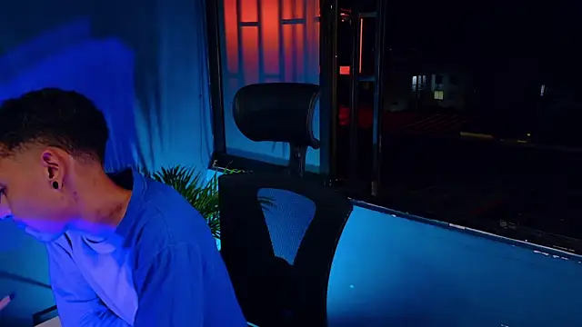 Imtavo's Webcam Show