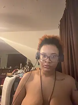 Chatroom XXX en direct de nickytheehawtie