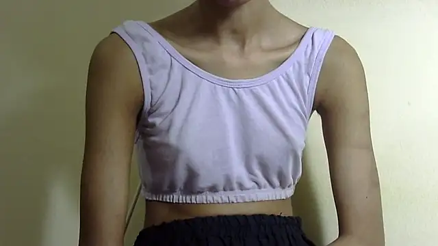 Anu_tiny Adlı Modelin Canlı XXX Sohbeti