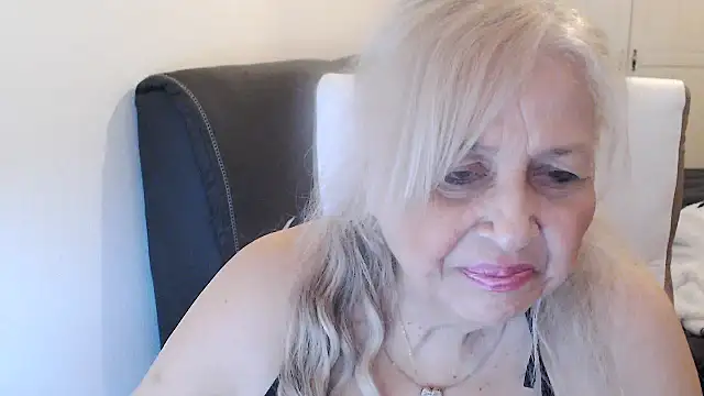 Chat +18 de SusiLifeXXX ao vivo