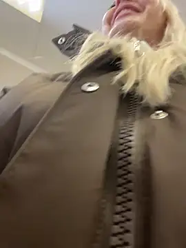 MerlinDaveのライブXXXチャット