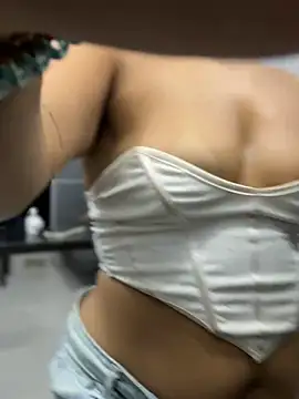 Živý XXX chat Kaily_Sweet16