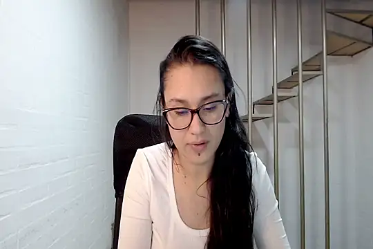 แชท XXX สดของ Jessie_Desire