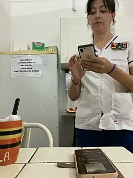 Онлайн чат XXX aphrodite_sexy