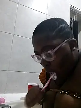 Chat XXX Live Damm_Bobbies