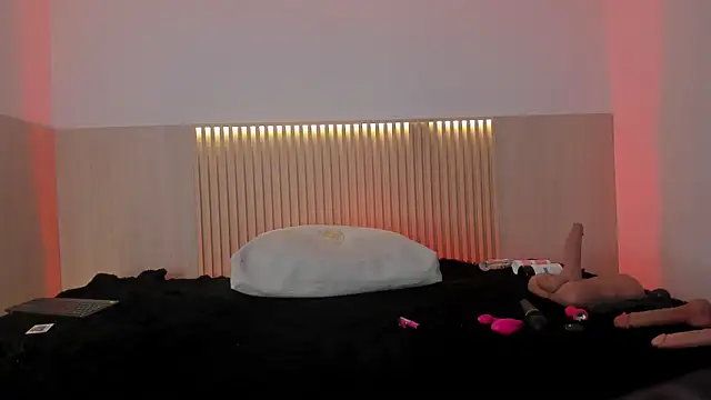 liah_cleir: απευθείας συνομιλία ΧΧΧ