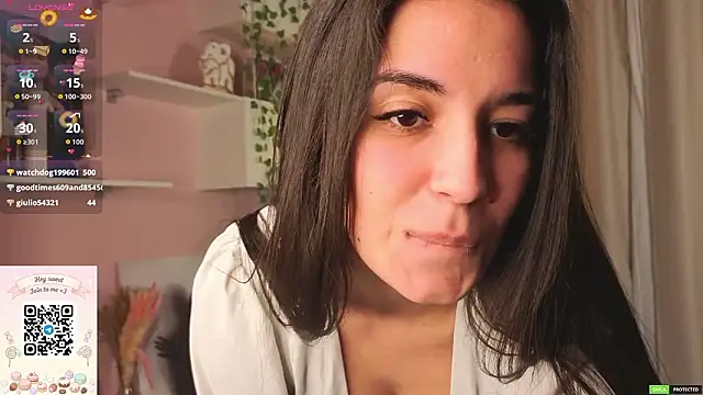 EmmyNoel 即時 XXX 聊天