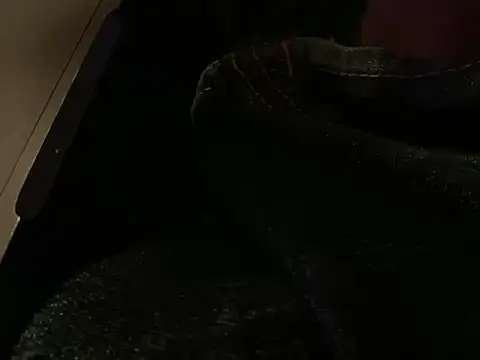 juicyprecumboy Live XXX-Chat