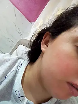 Beerrry Adlı Modelin Canlı XXX Sohbeti