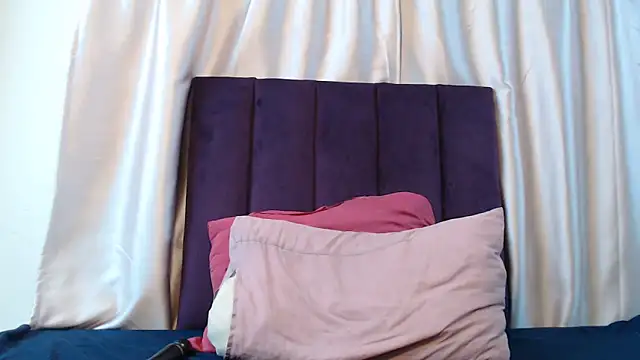 Chat XXX en directo de Nova-777