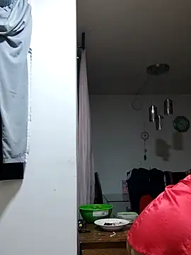 Chat XXX en directo de Ivy_horse_