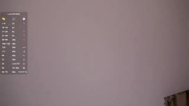 EffieHenri Live XXX-Chat